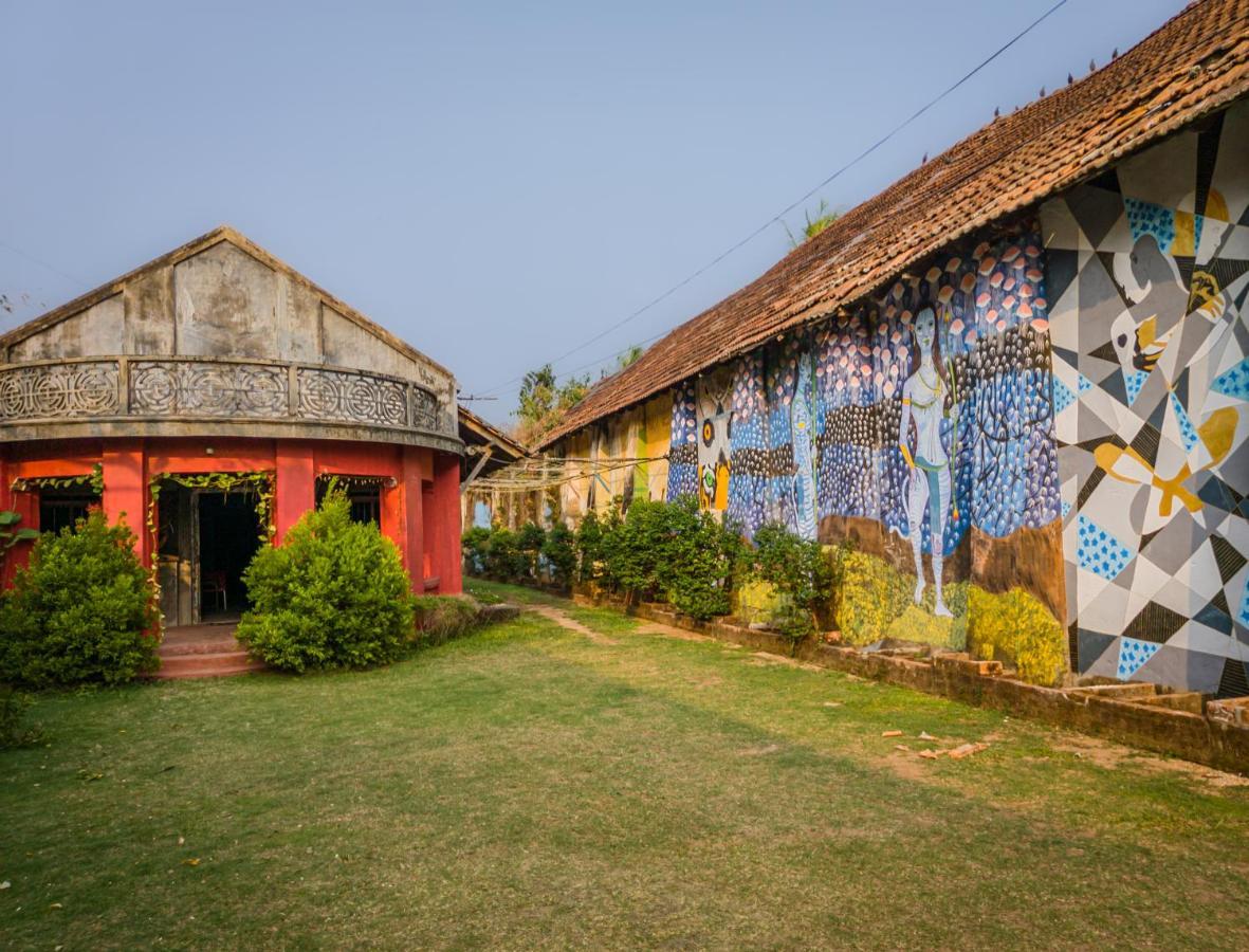 อมฤตรา เดอะ ปูวาธ บีชฟรอนต์ เฮอริเทจ Hotel Kochi ภายนอก รูปภาพ
